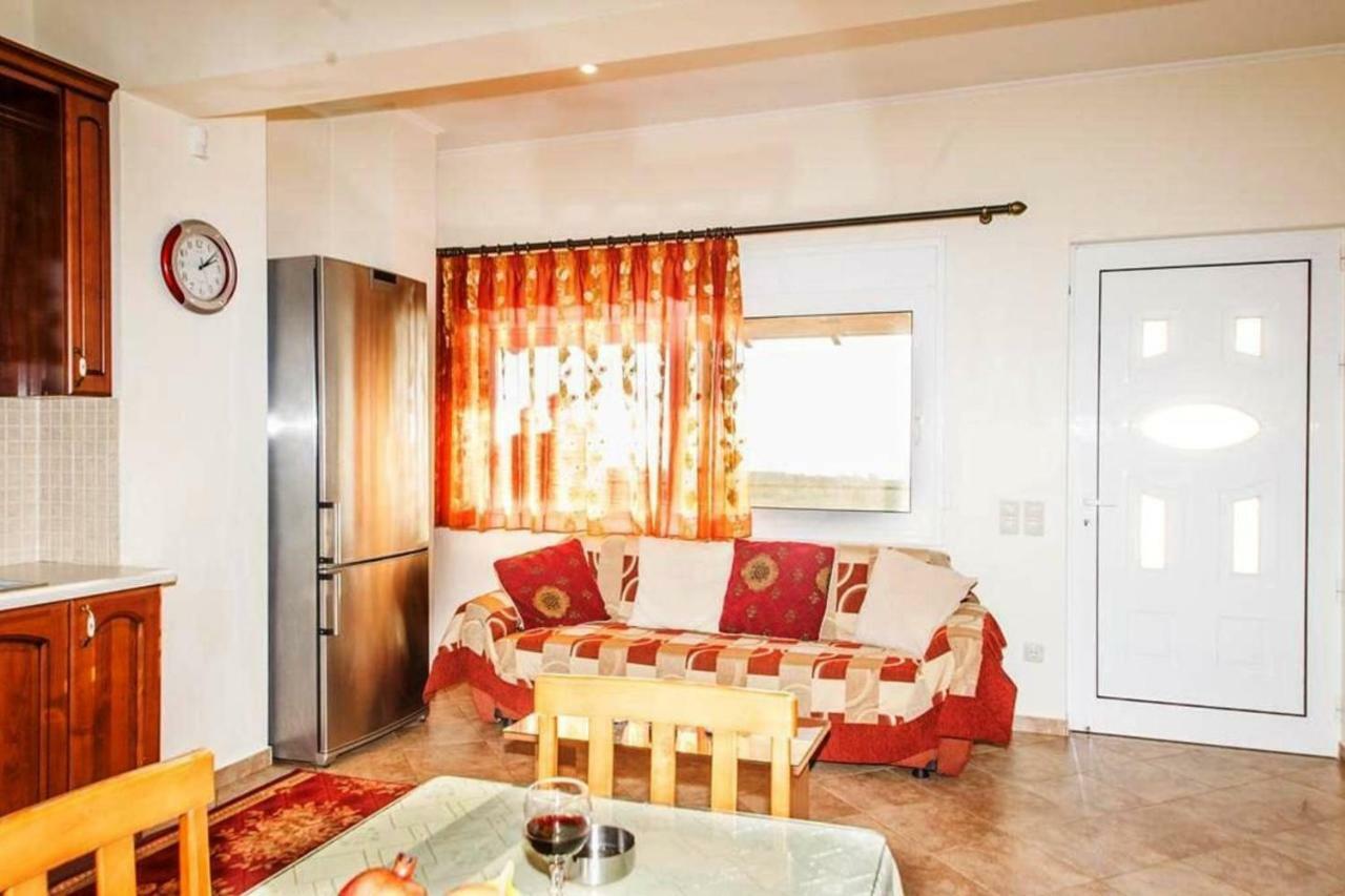 Cozy Flats In An Olive Grove By The Sandy Beach Kanalos Bagian luar foto
