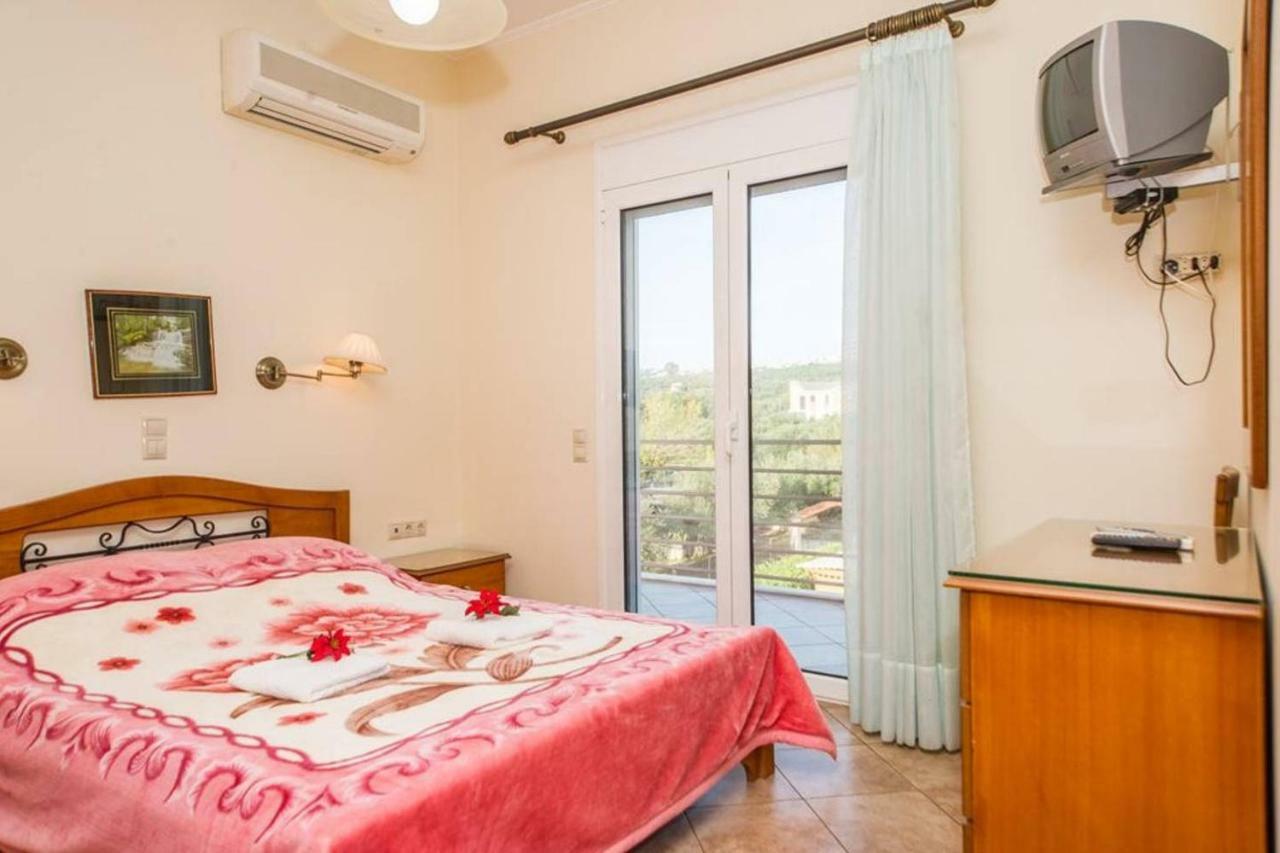 Cozy Flats In An Olive Grove By The Sandy Beach Kanalos Bagian luar foto