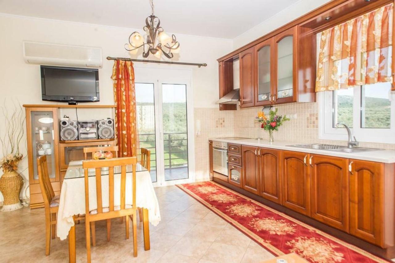 Cozy Flats In An Olive Grove By The Sandy Beach Kanalos Bagian luar foto
